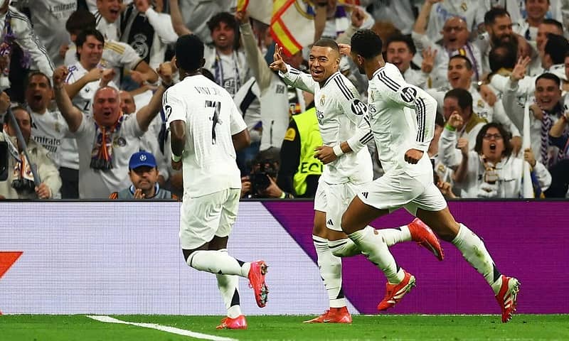 Các cầu thủ lập hat-trick tại vòng khai mạc Premier League