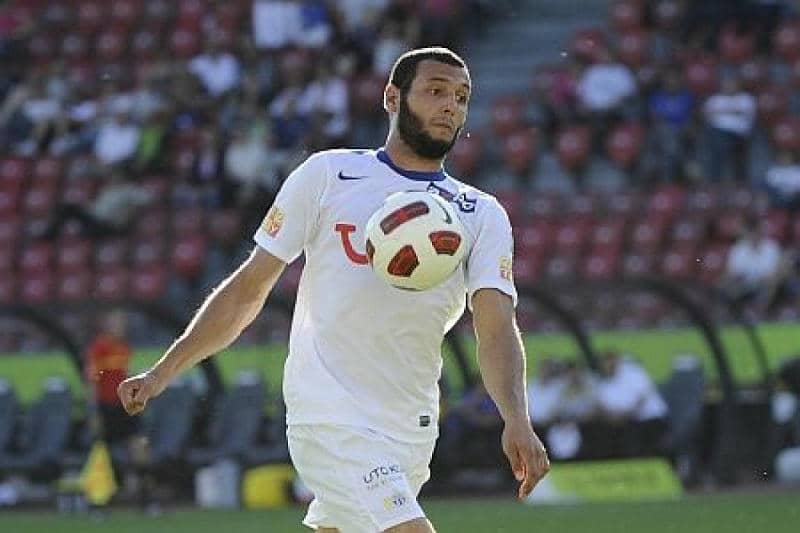Yassine Chikhaoui – Từ “Thiếu niên vàng” đến tài năng lớn của bóng đá Tunisia