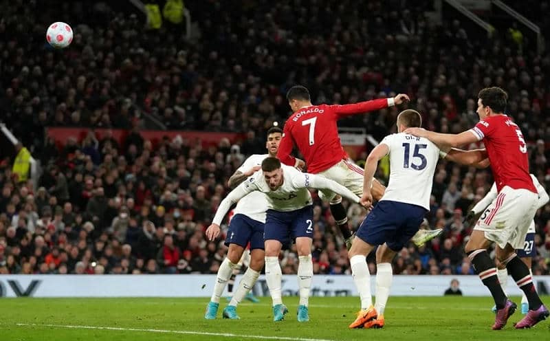 Giới thiệu: Hat-trick - Khởi đầu hoàn hảo?